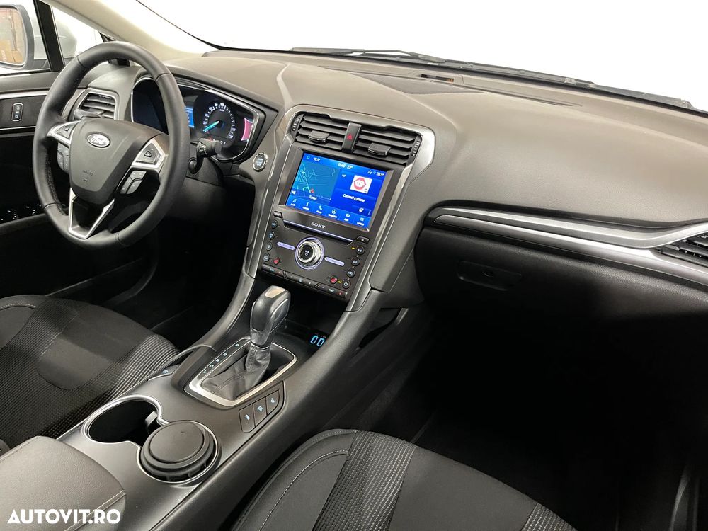 Ford Mondeo 2.0 HEV Titanium - 9