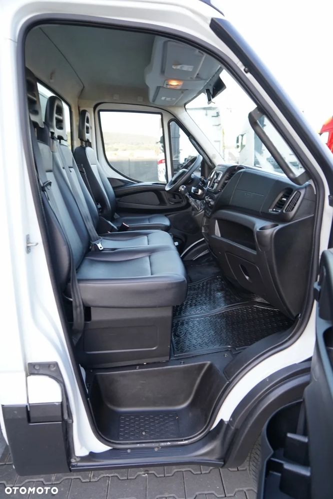 Iveco DAILY 35-160 / WYWROTKA 3 STR. STALOWA / WYCIĄGARKA / BLIŹNIAK / MANUAL /  SPROWADZONY / EURO 6 - 36