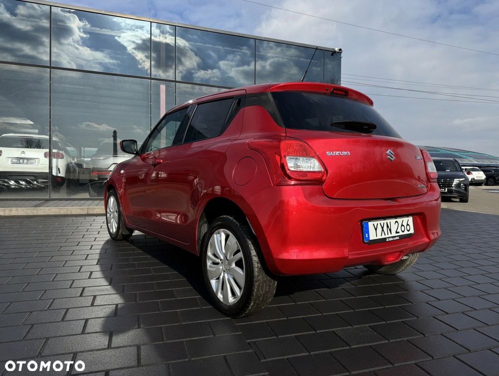 Suzuki Swift 1.2 Premium Plus - 11