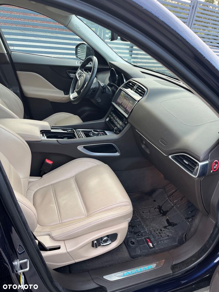 Jaguar F-Pace 2.0 i4D AWD Prestige - 9