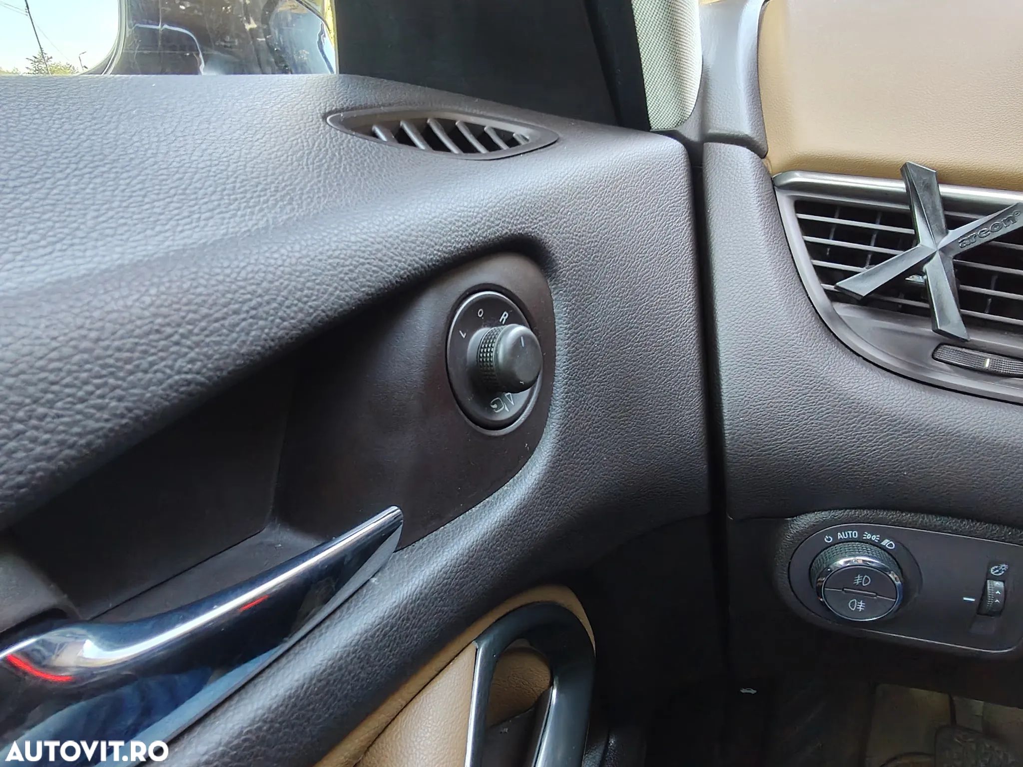 Opel Zafira Tourer 2.0 CDTI Edition - 4