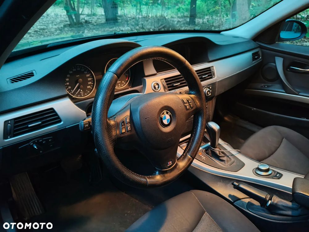 BMW Seria 3 320d DPF - 22
