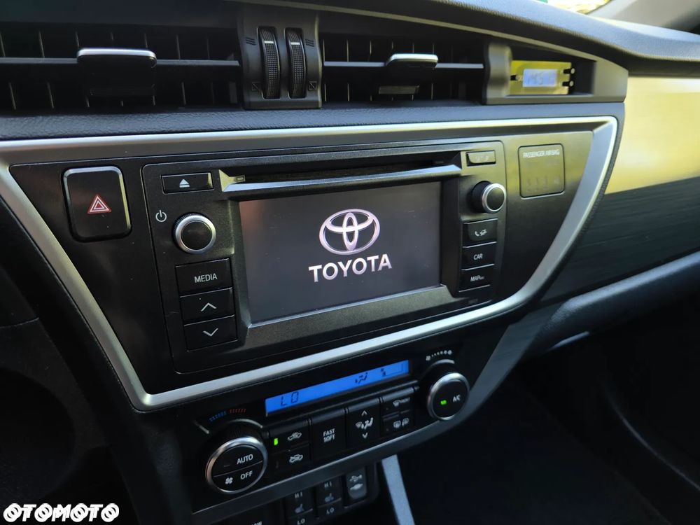Toyota Auris - 31