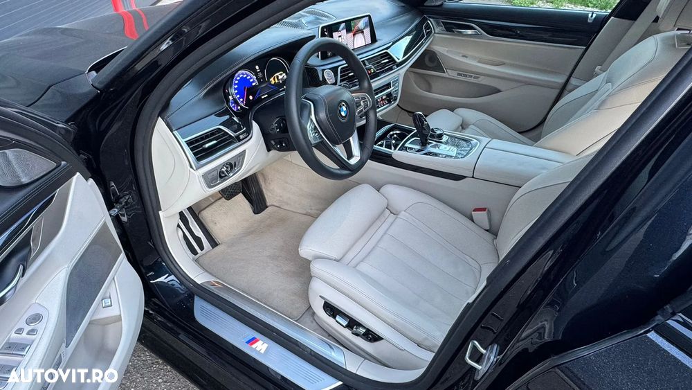 BMW Seria 7 740Ld xDrive - 23