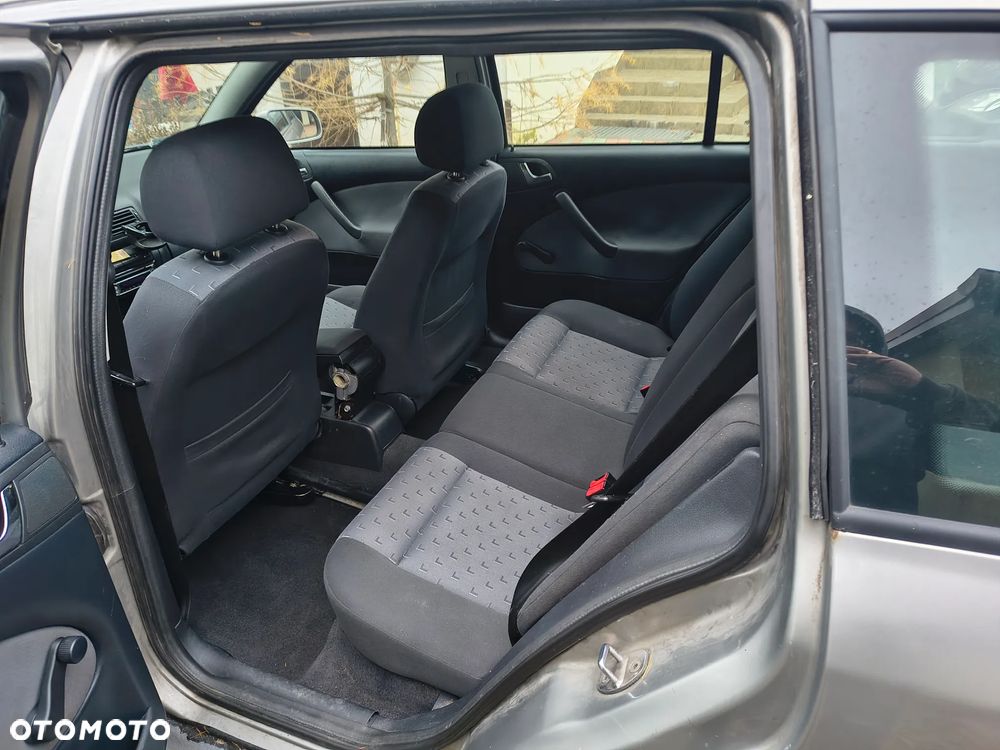 Skoda Octavia 1.9 TDI Tour - 5