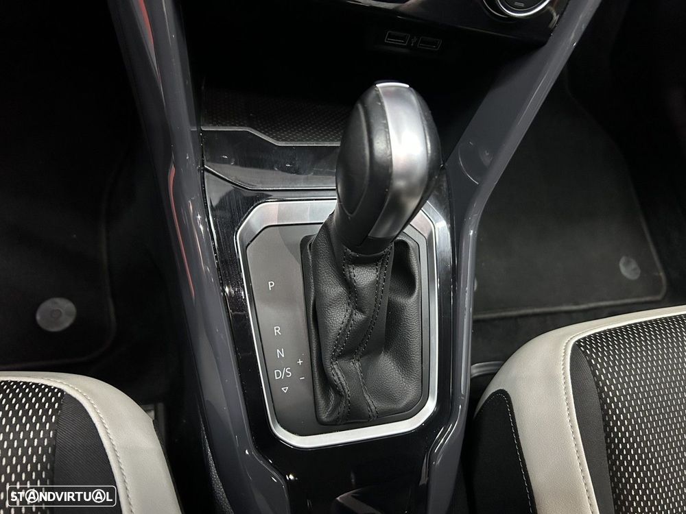 VW T-Roc 1.5 TSI Sport DSG - 17