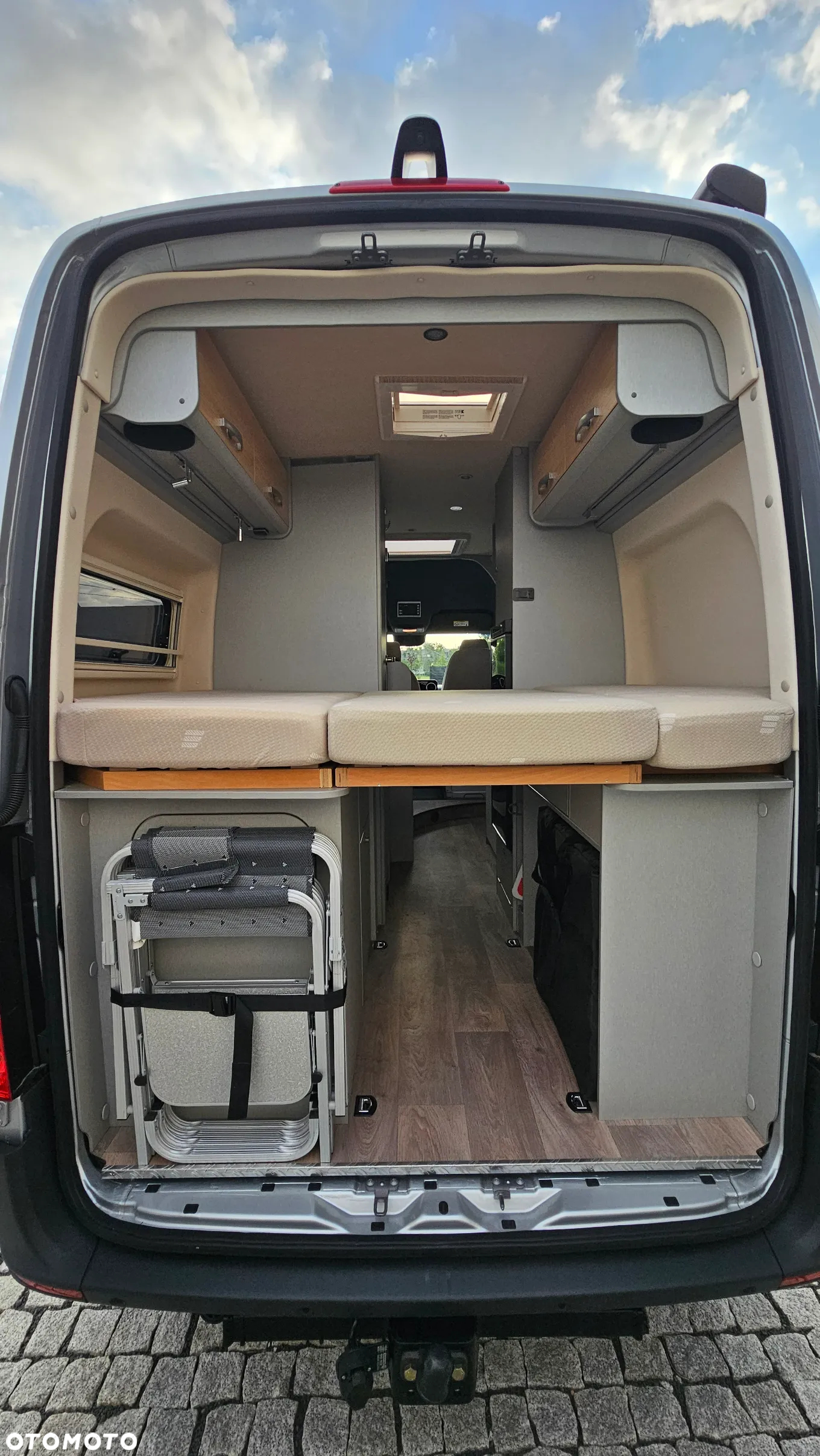 Mercedes-Benz Hymer - 9