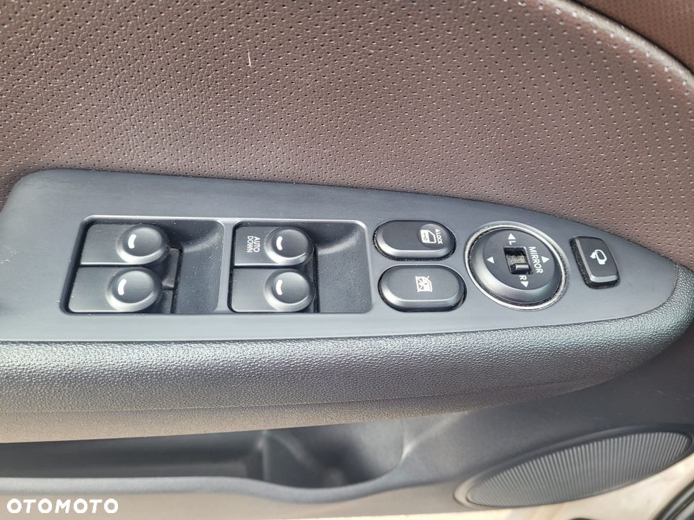 Hyundai i30 1.6 CRDi Classic + - 17