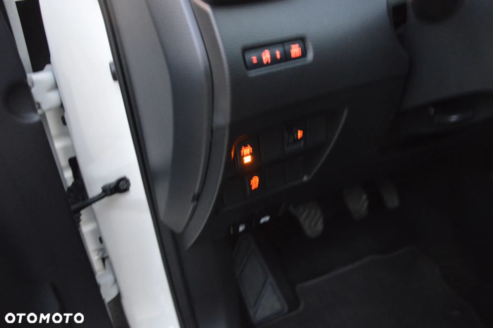 Nissan Qashqai 1.3 DIG-T Acenta EU6d - 29