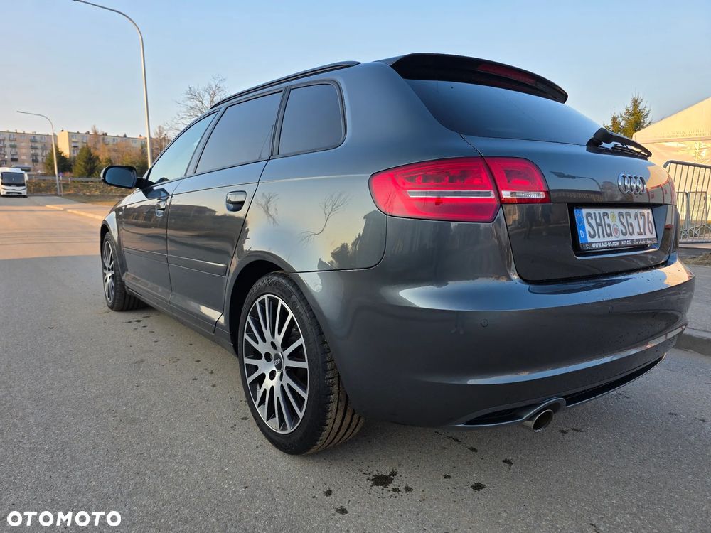Audi A3 Sportback 2.0 TDI S line Sportpaket plus - 13