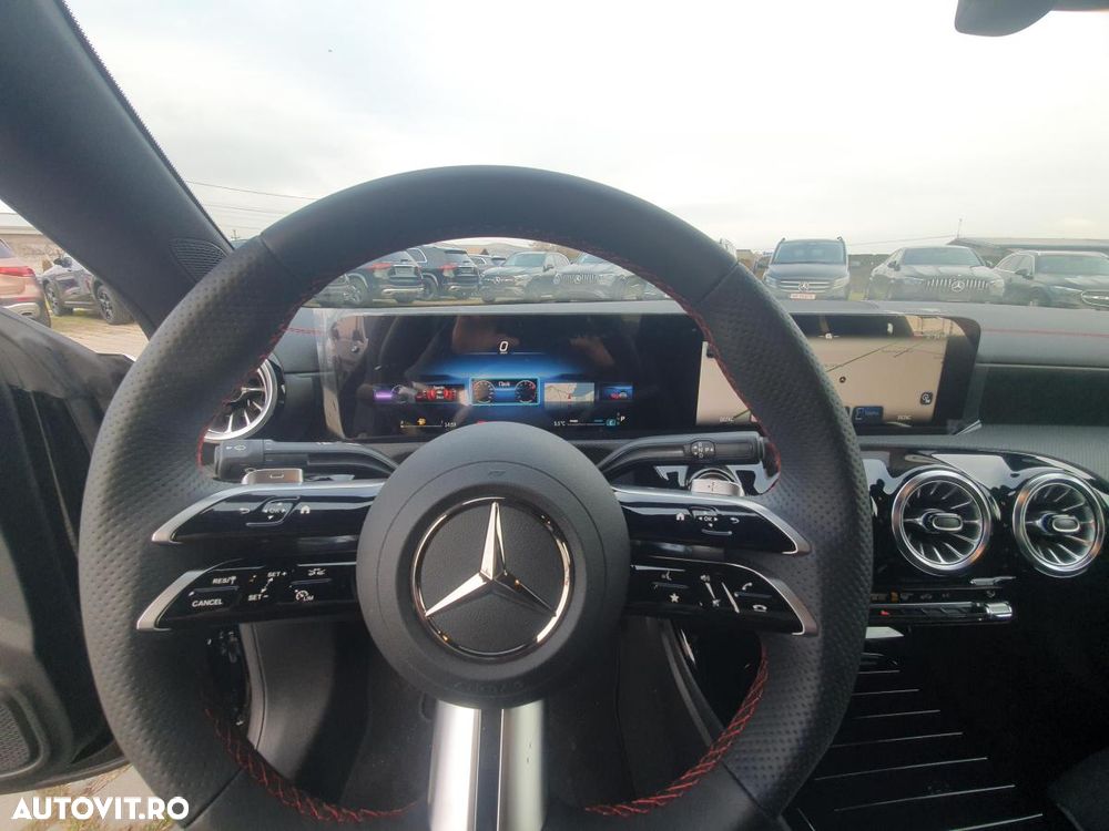 Mercedes-Benz CLA 200 MHEV Coupe - 13