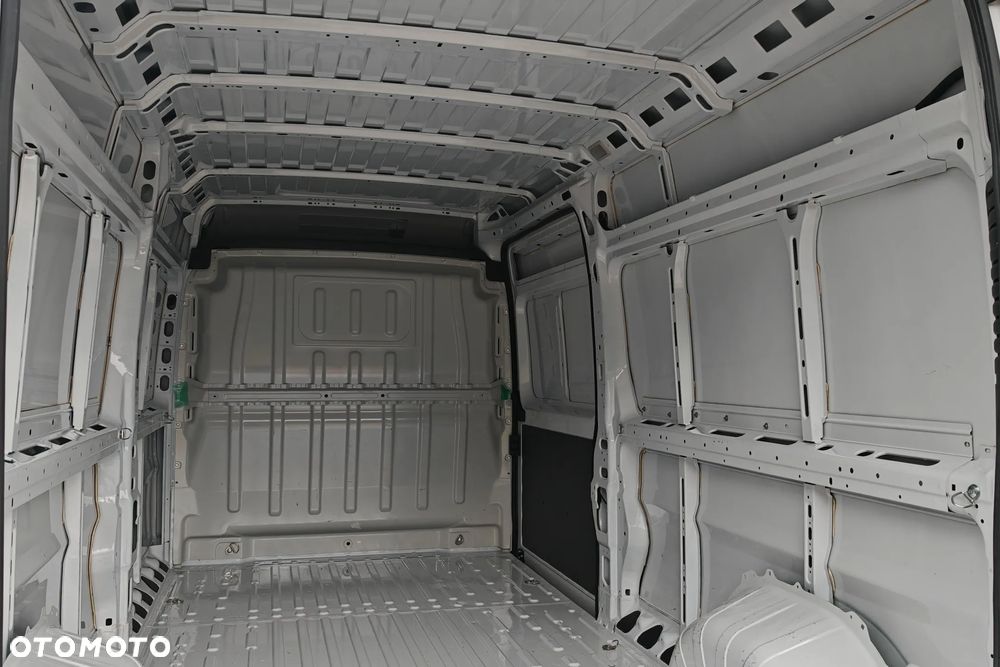 Opel Movano - 17