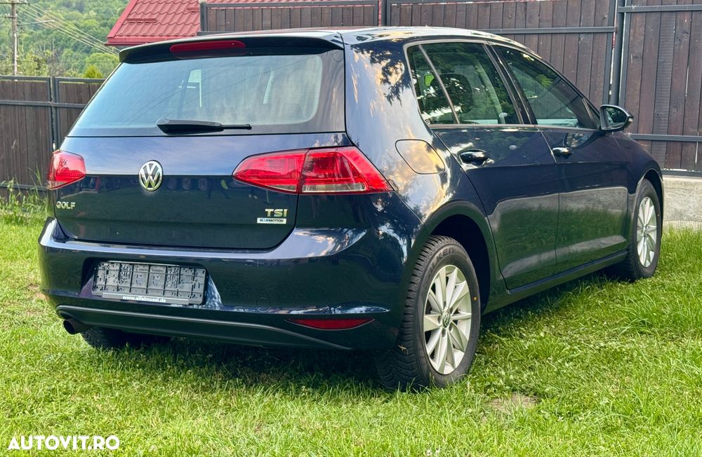 Volkswagen Golf - 15