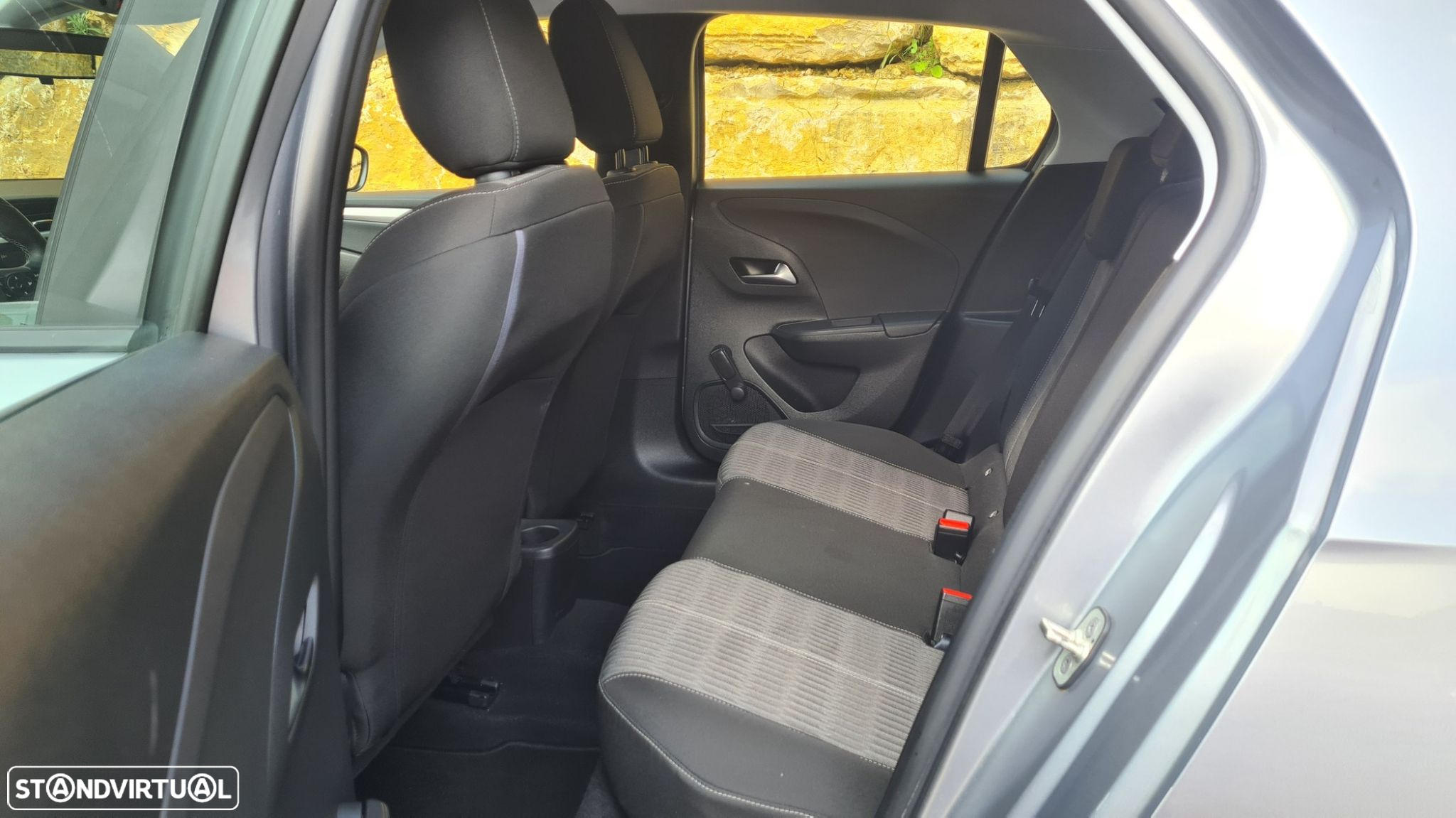 Opel Corsa 1.5 D Business Edition - 47