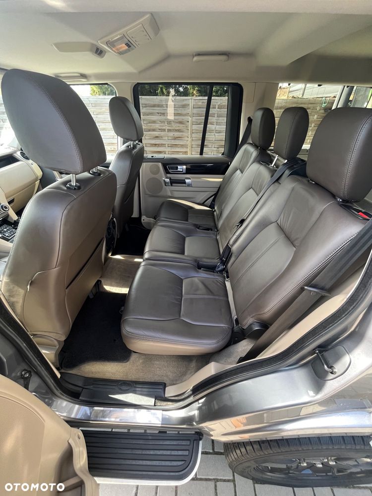 Land Rover Discovery 3.0 SD V6 HSE - 3