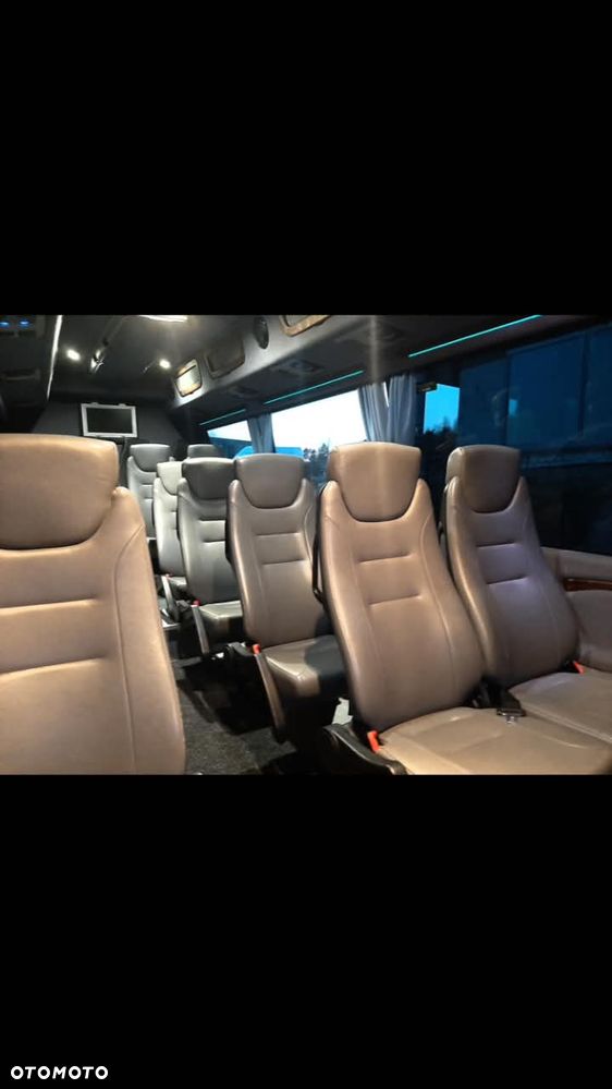 Mercedes-Benz Sprinter - 5