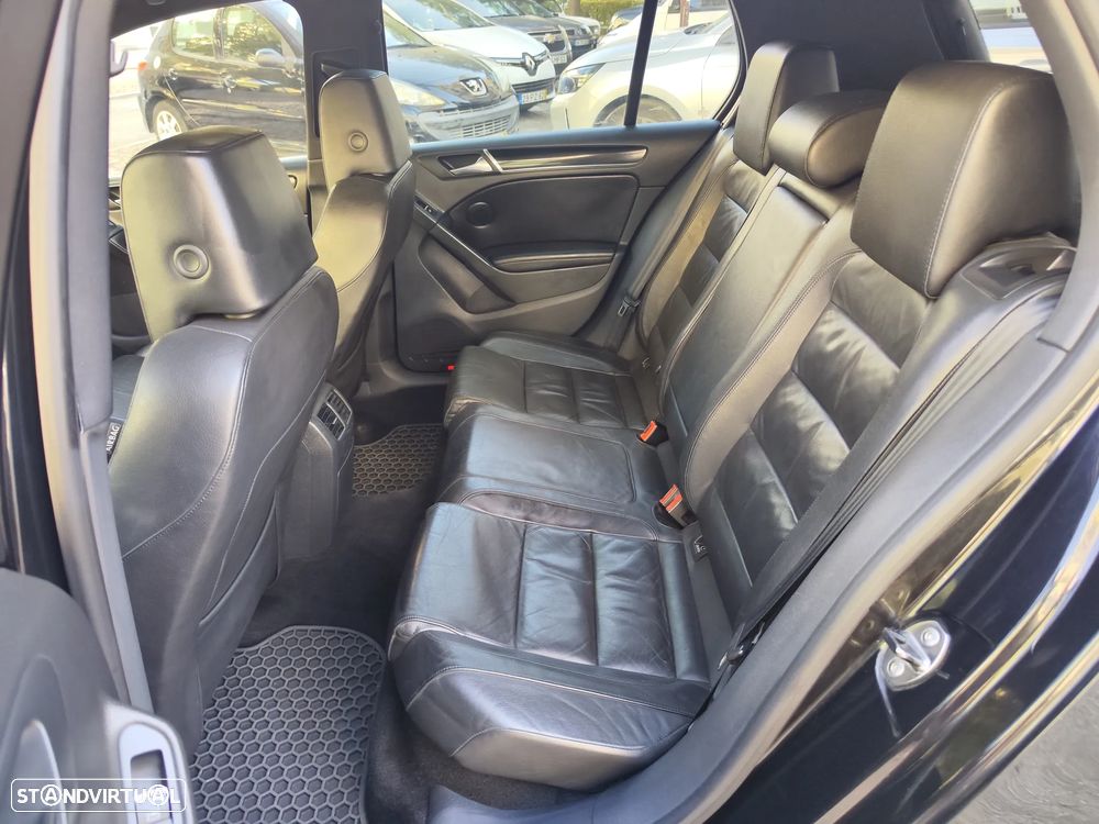 VW Golf 2.0 GTI DSG - 19