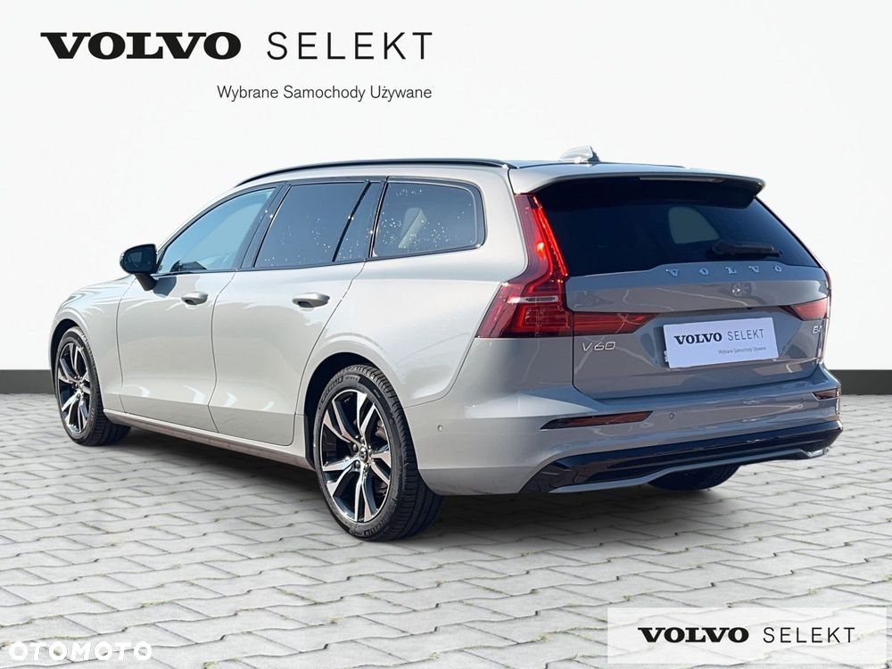 Volvo V60 B4 B Plus Dark - 8