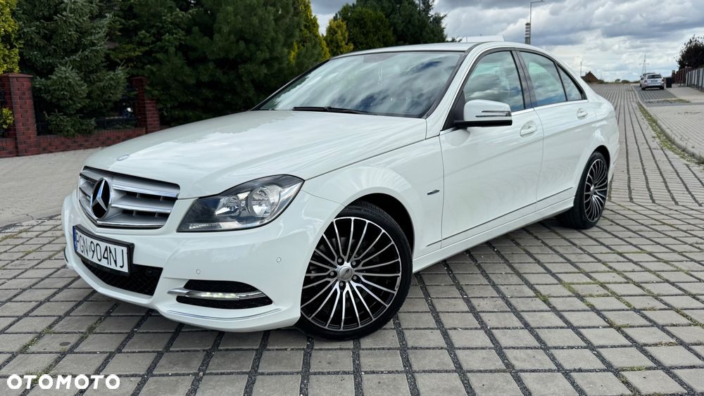 Mercedes-Benz Klasa C 180 BlueEFFICIENCY 7G-TRONIC Avantgarde - 1