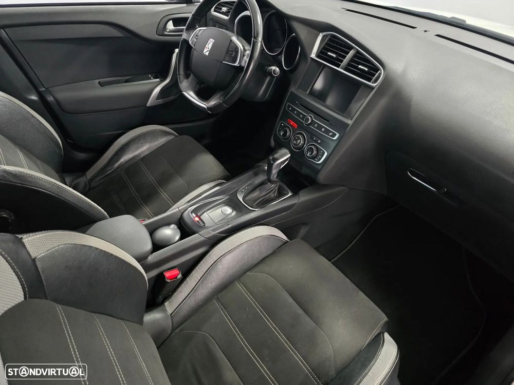 Citroën DS4 1.6 BlueHDi So Chic EAT6 - 21