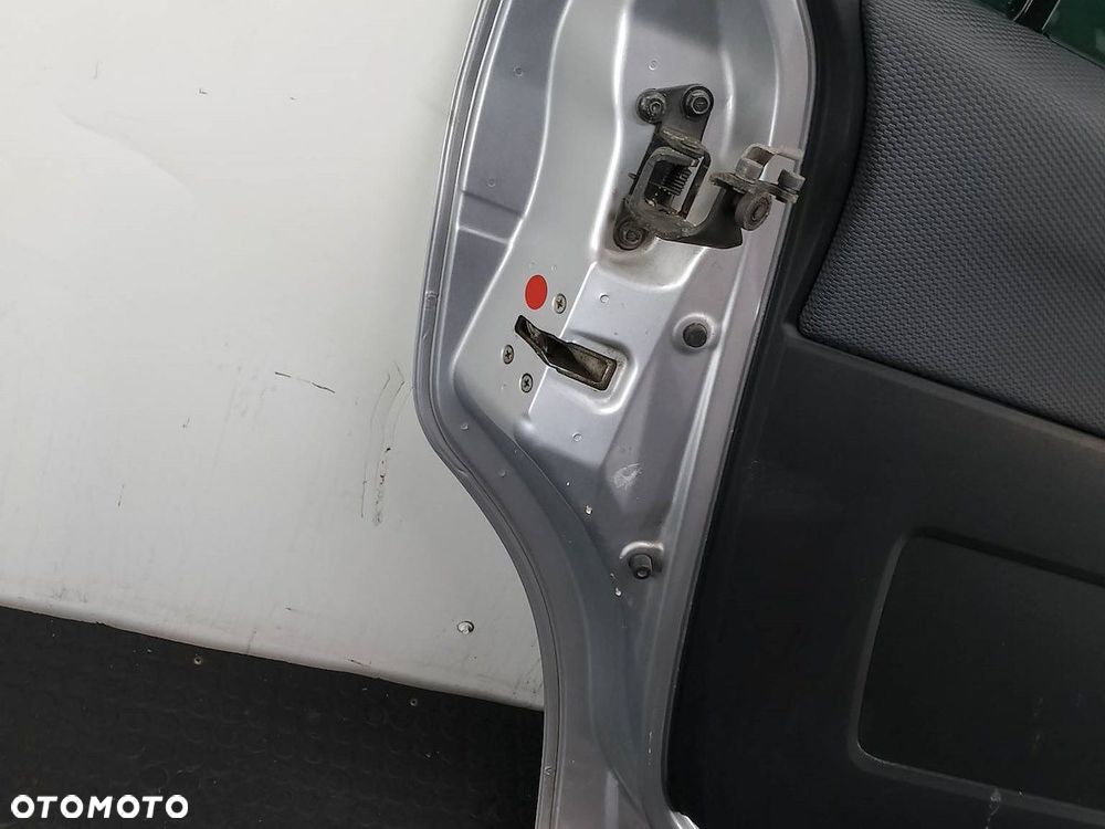 DRZWI TYŁ LEWY  MAZDA 5 I 22V - 4