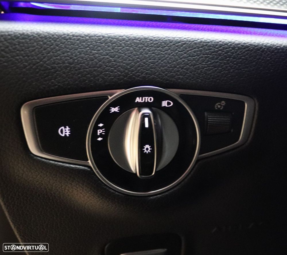 Mercedes-Benz E 220 d Exclusive - 12