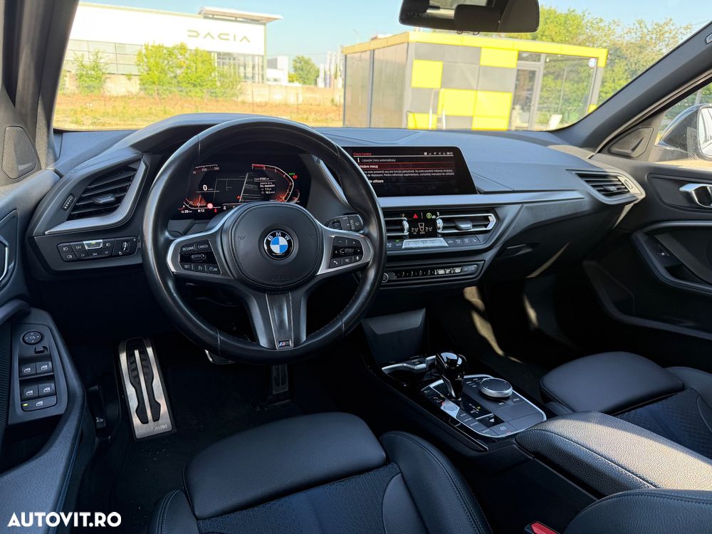 BMW 1 Series 2022 — imagine 11