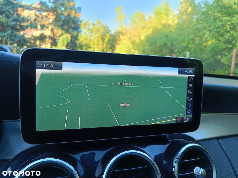 Mercedes-Benz Klasa C 220 d 9G-TRONIC AMG Line - 20