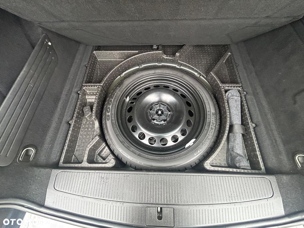 Opel Astra 1.4 Turbo Cosmo - 24