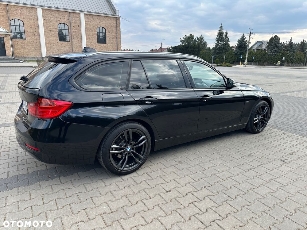 BMW Seria 3 318d DPF Edition Sport - 14