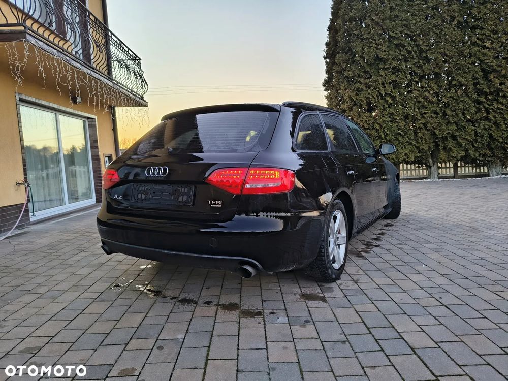 Audi A4 Avant - 25