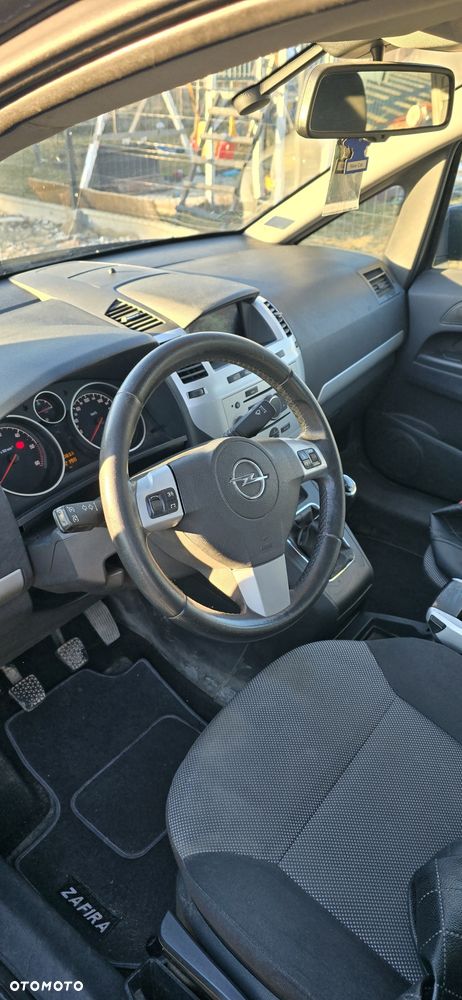 Opel Zafira - 6