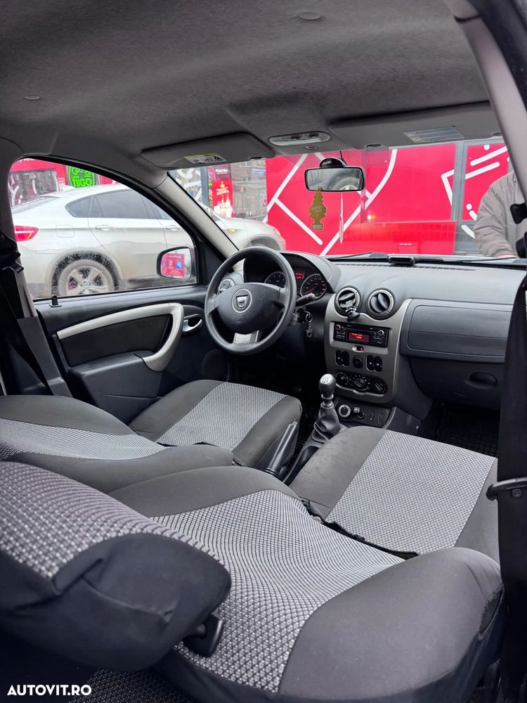 Dacia Duster 1.5 dCi 4x4 Ambiance - 10