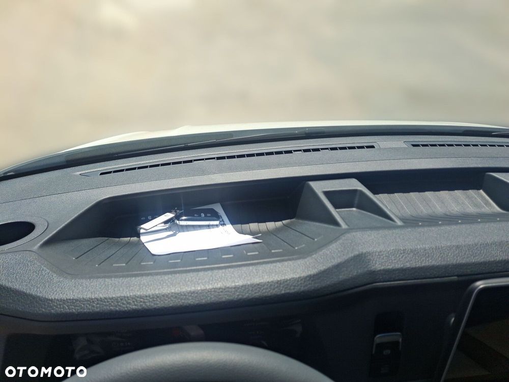 Volkswagen Crafter 2.0 TDI 140 KM Manual - 22