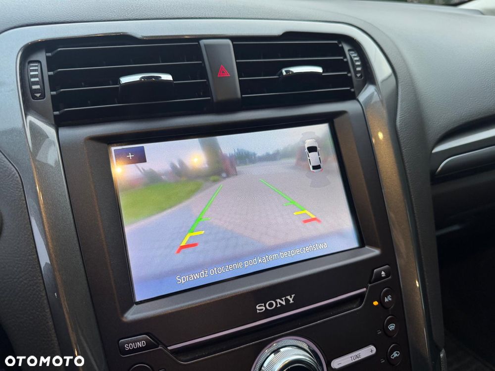 Ford Mondeo 2.0 EcoBlue Titanium - 36