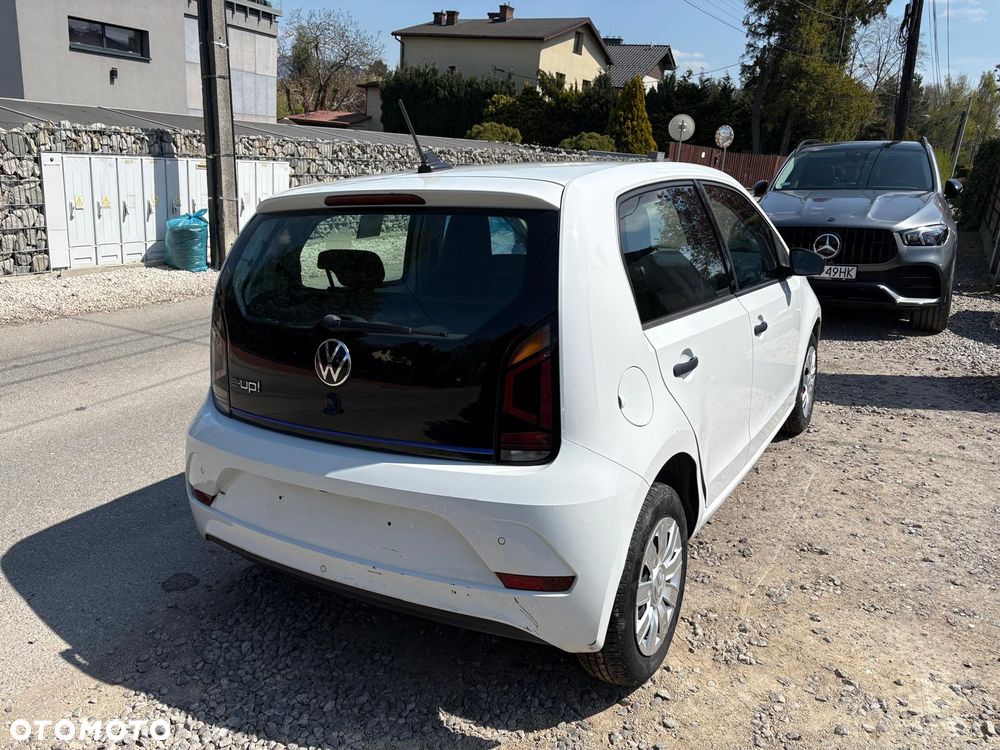 Volkswagen up! e-up - 10