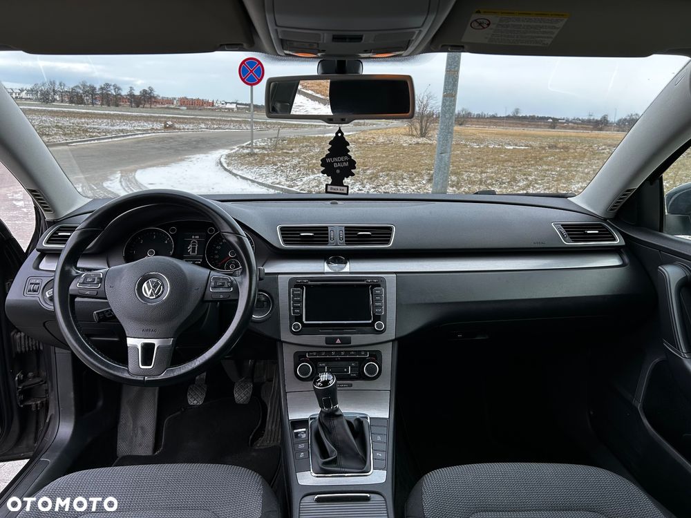 Volkswagen Passat 1.6 TDI BlueMotion Technology Trendline - 10