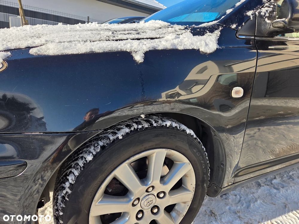 Toyota Avensis 2.2 D-4D Sol - 14