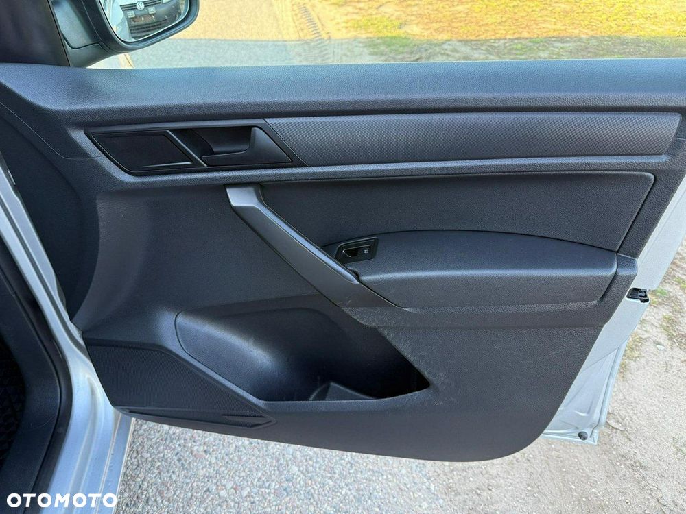 Volkswagen Caddy - 26