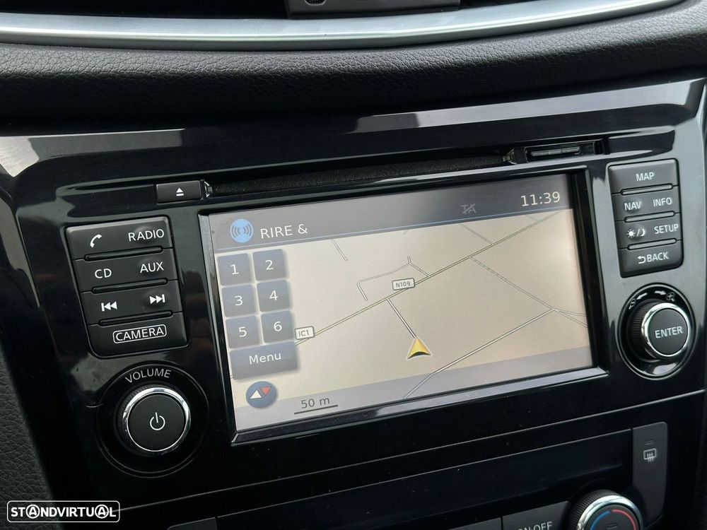 Nissan Qashqai 1.5 dCi N-Connecta 18 - 21