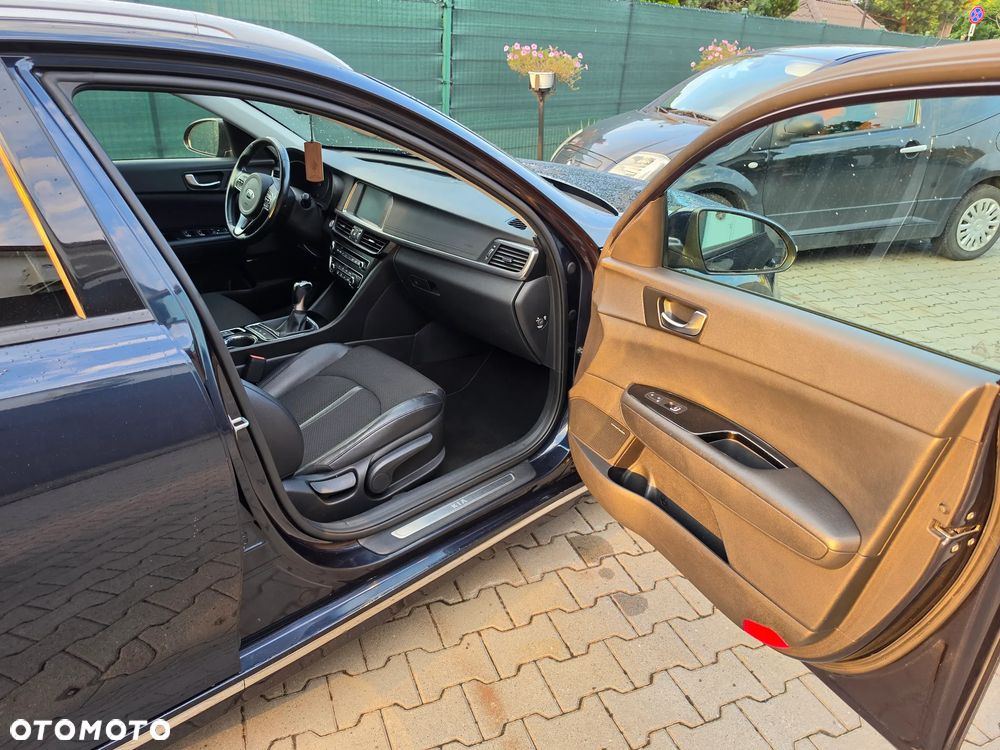 Kia Optima 1.7 CRDI L - 13