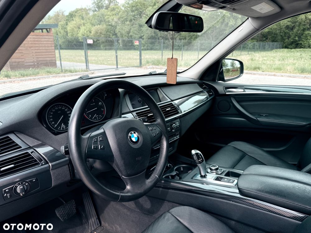 BMW X5 xDrive35d - 11