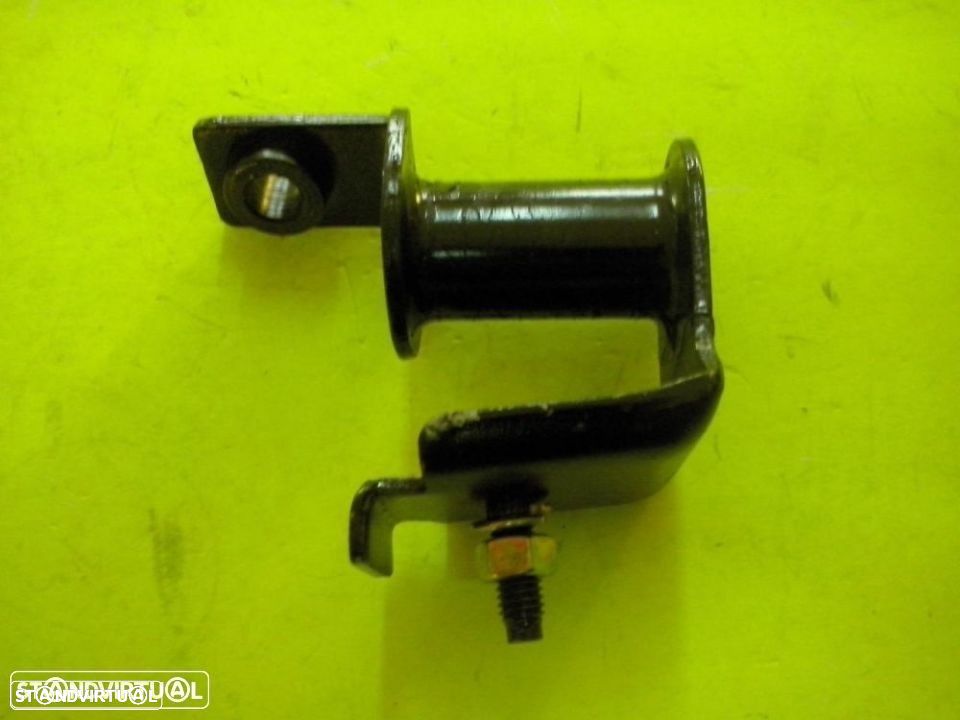 Apoio suporte da Panela do escape Toyota Hilux  (novo) - 2