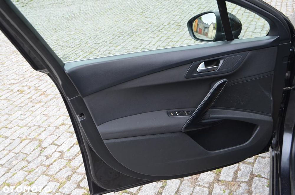 Peugeot 508 HDi FAP 140 Allure - 17