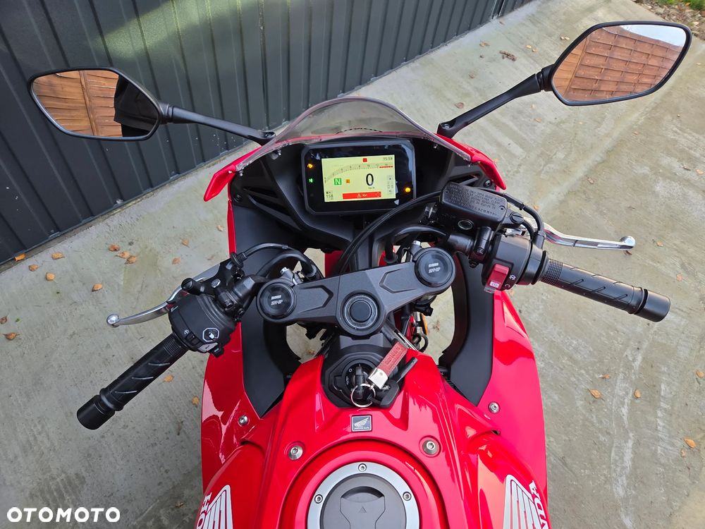 Honda CBR - 19