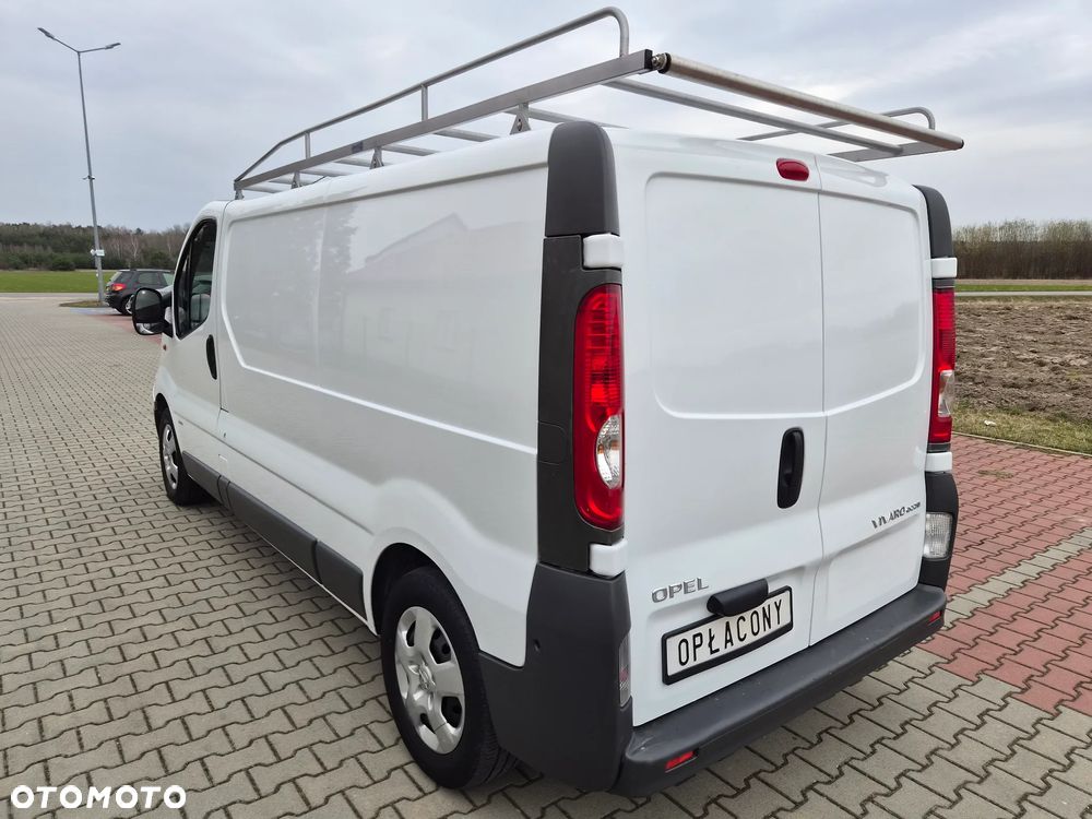 Opel Vivaro - 16