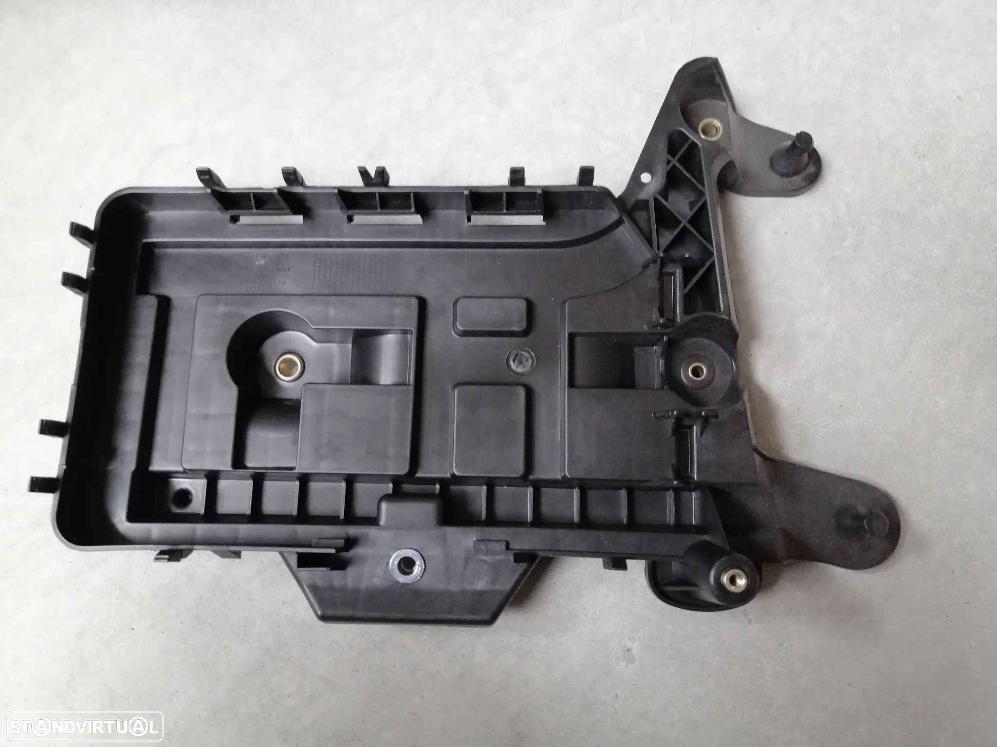 Suporte / Base da Bateria Audi A3 8P Vw Golf V VI VII NOVO - 1