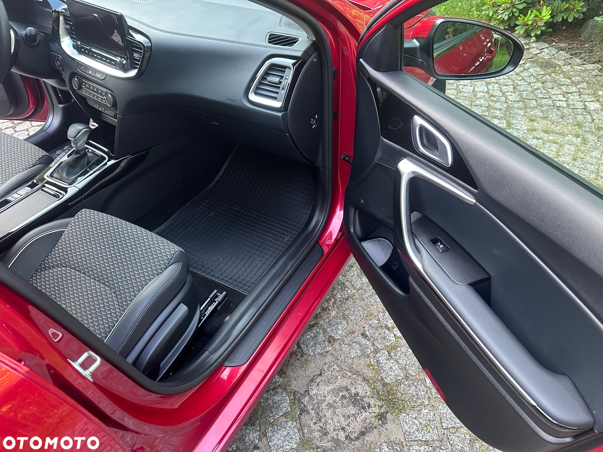 Kia Ceed 1.5 T-GDI DCT7 OPF JBL Sound Edition - 6