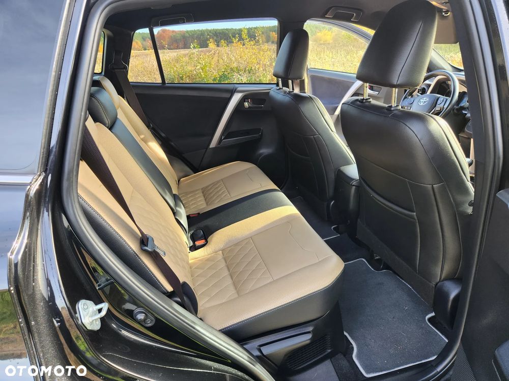 Toyota RAV4 Hybrid Prestige 4x2 - 28