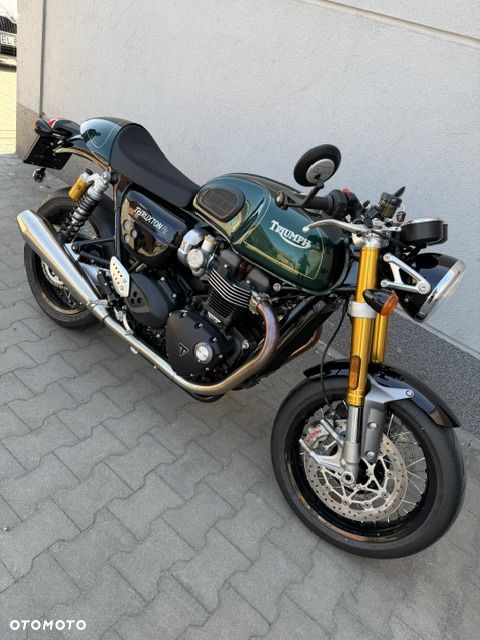 Triumph Thruxton - 1